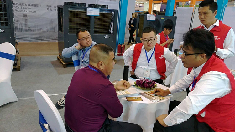 3044永利空气能热泵智领臻品亮剑山西可再生能源博览会